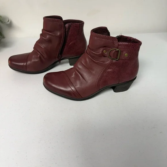 Easy Street Ankle Booties - Deep Red - Picture 4 of 7